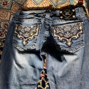 Miss me cuffed Capri size 29